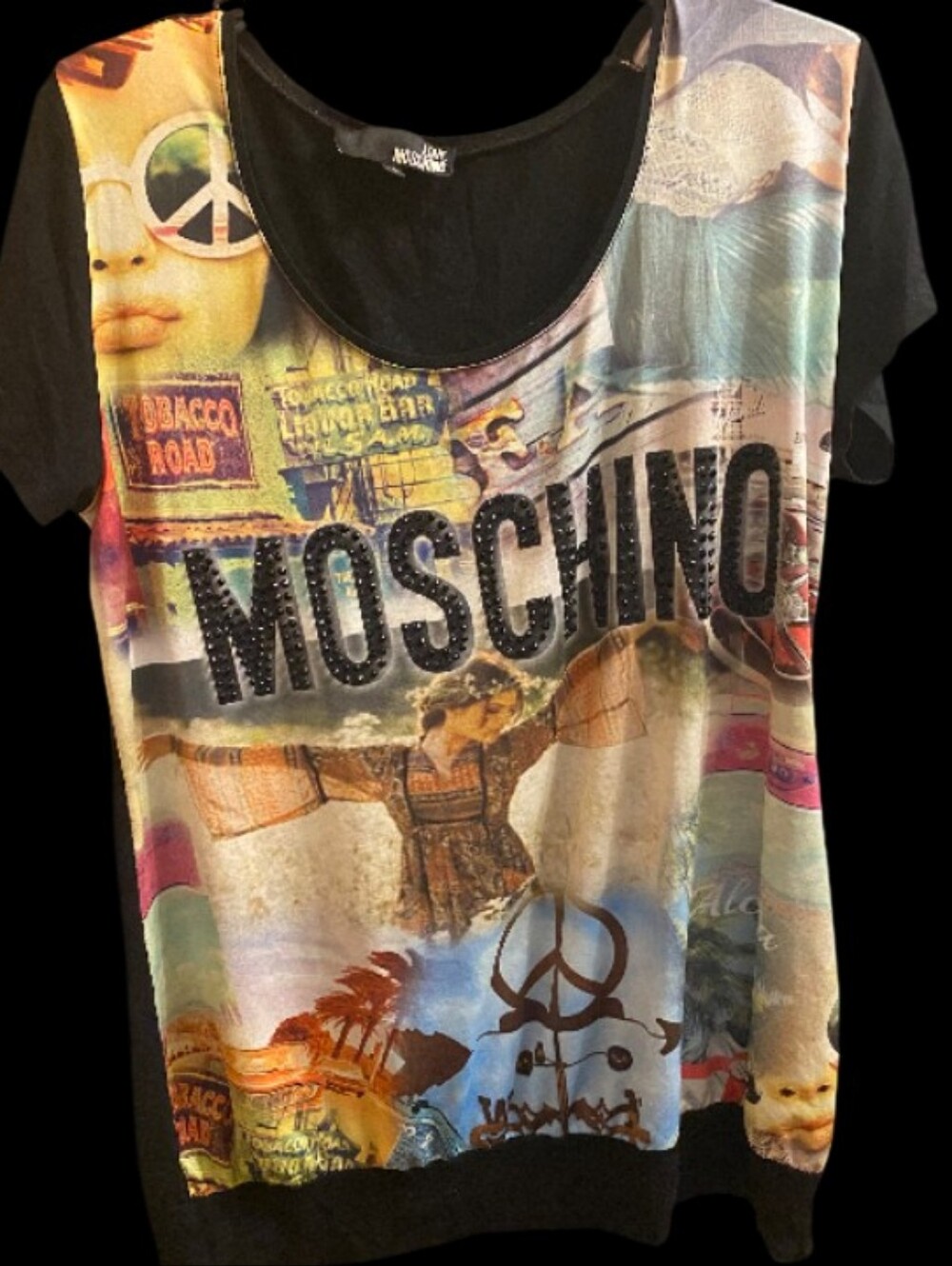 Love Moschino sz Med Lg (check measurements)Black peace Boho Graphic Top